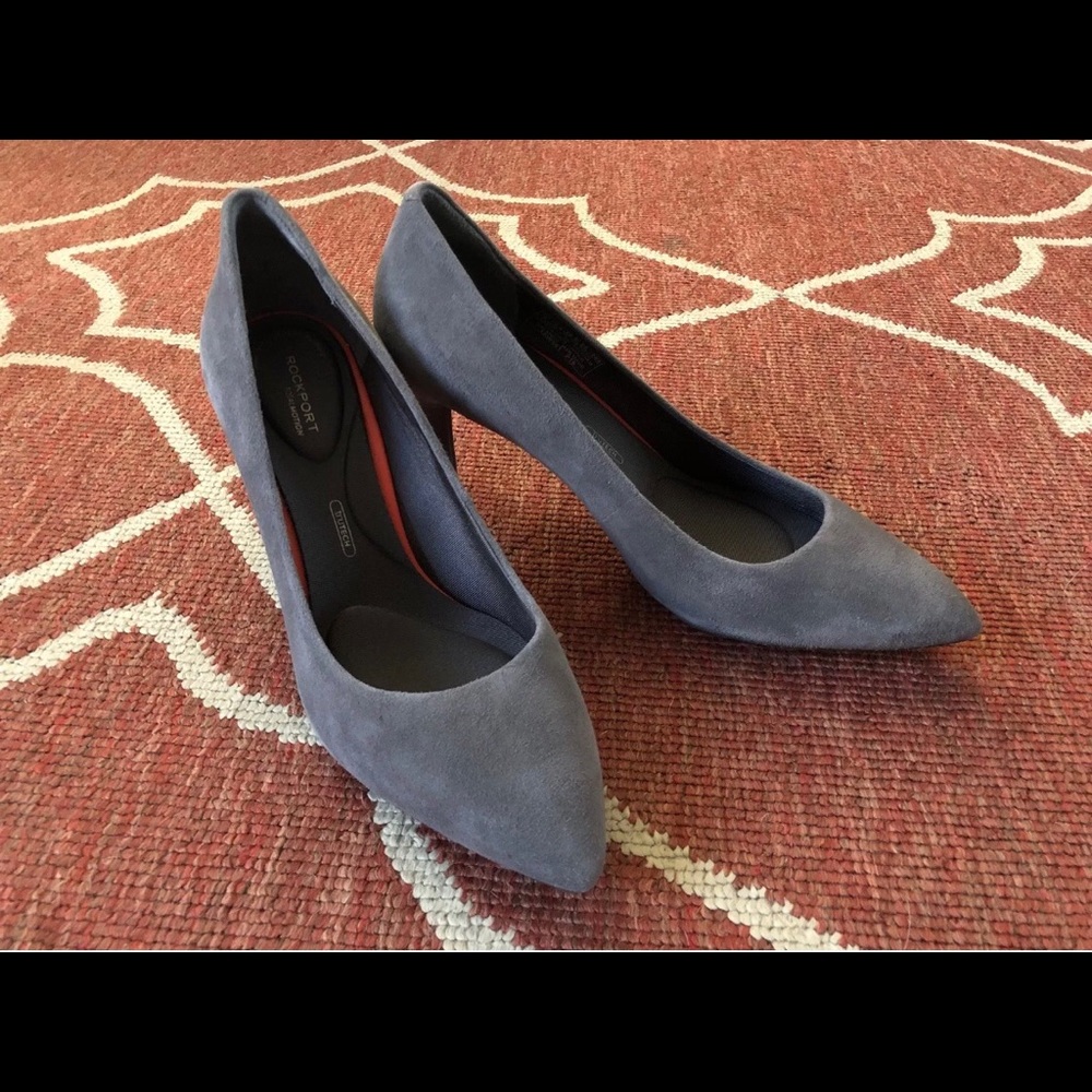 Rockport Total Motion Gray Suede Pump, 8M